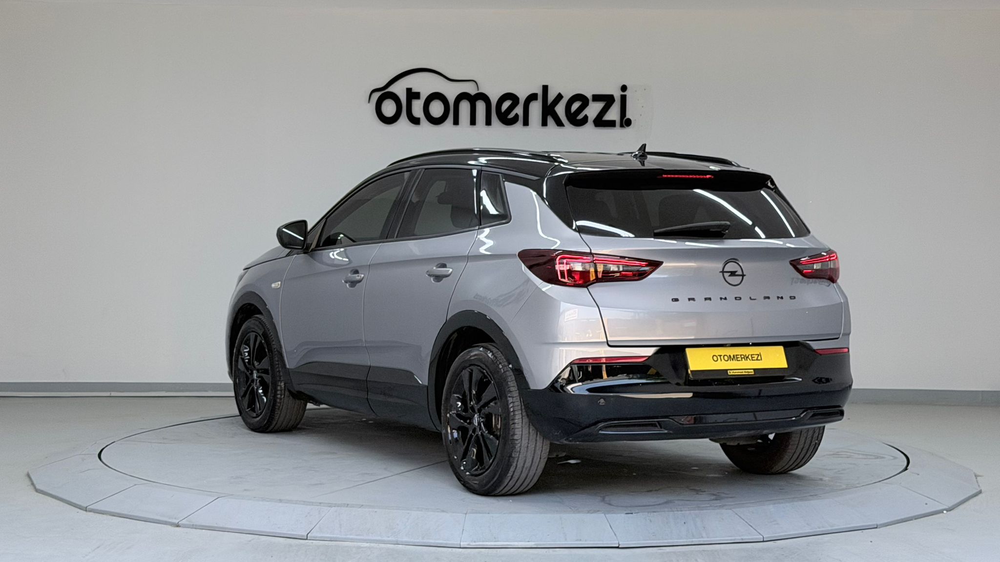 OPEL GRANDLAND 7